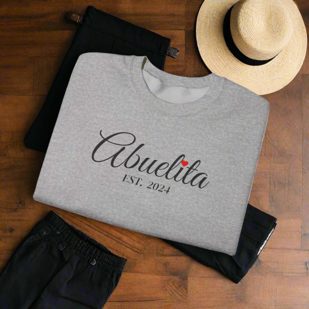 Abuelita sweatshirt with strawhat.