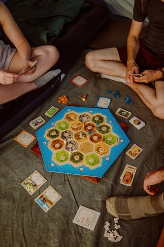 CATAN Board Game - Embark on a Journey of Discovery and Trade! Civilization Building Strategy Game, Family Game for Kids & Adults, Ages 10+, 3-4 Players, 60-90 Minute Playtime, Made by CATAN Studio